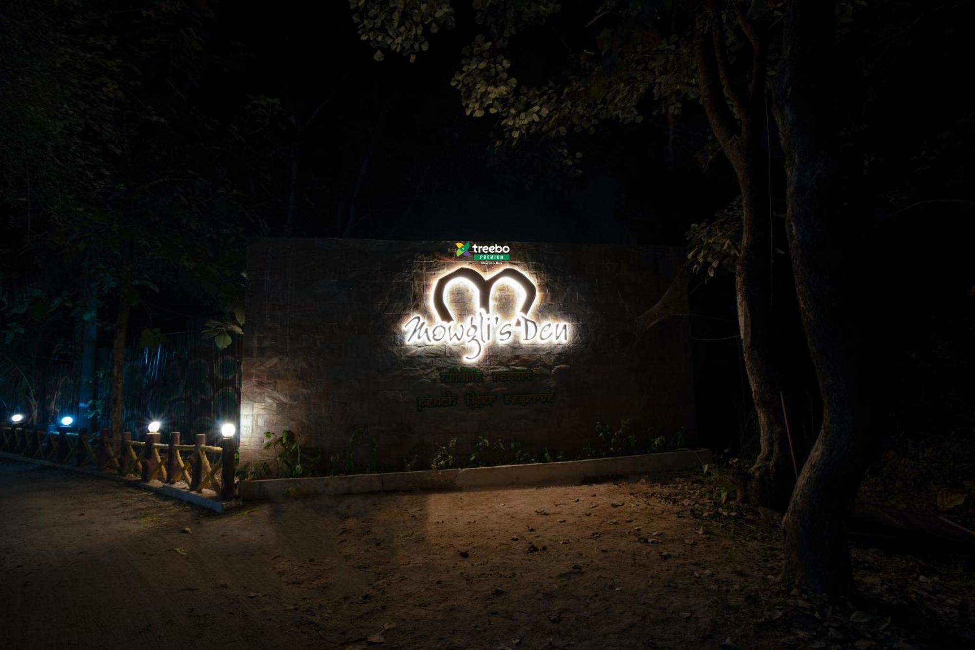 Treebo Premium Mowgli'S Den, Pench Hotel Khawāsa Exterior foto