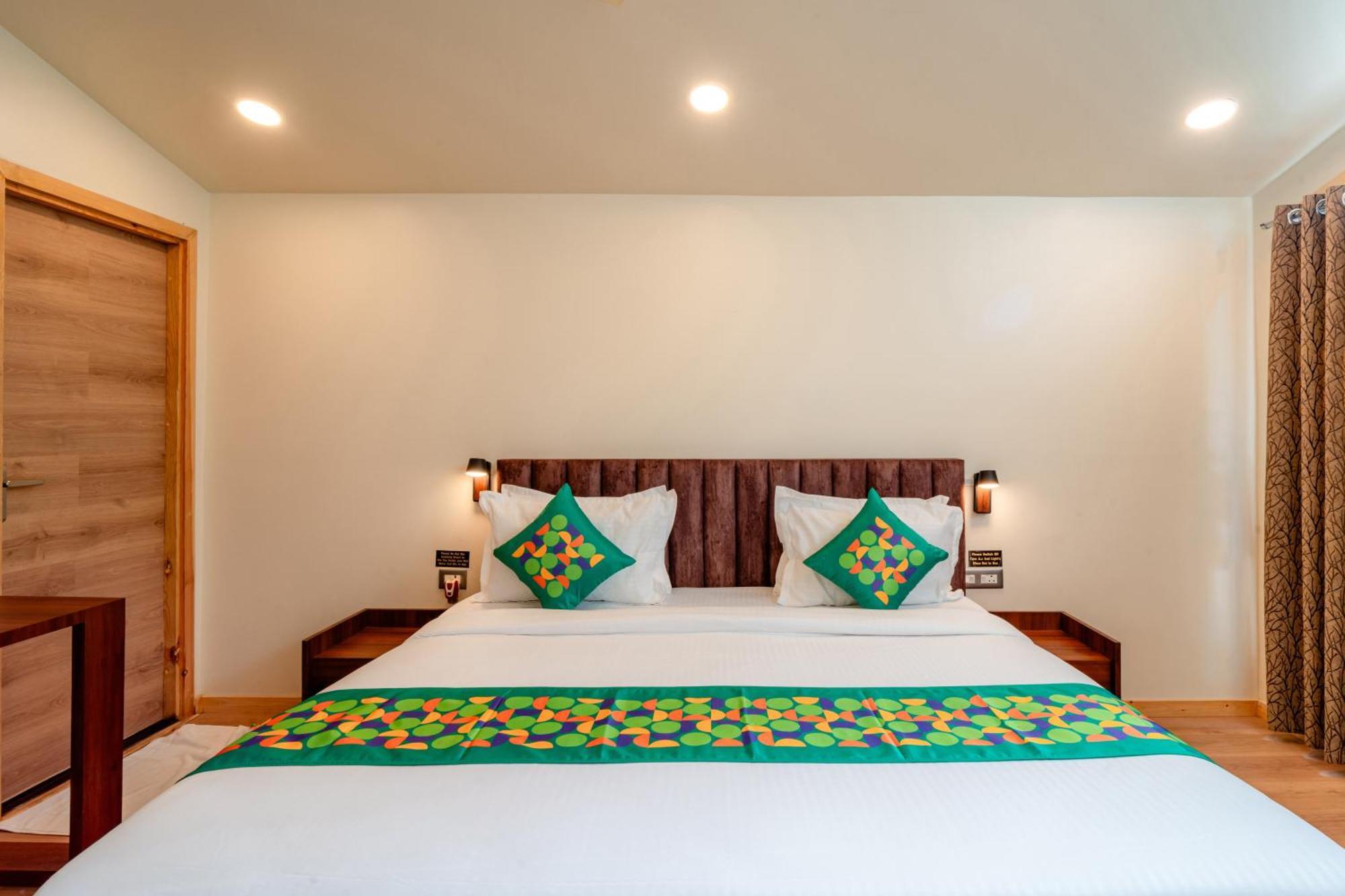 Treebo Premium Mowgli'S Den, Pench Hotel Khawāsa Exterior foto