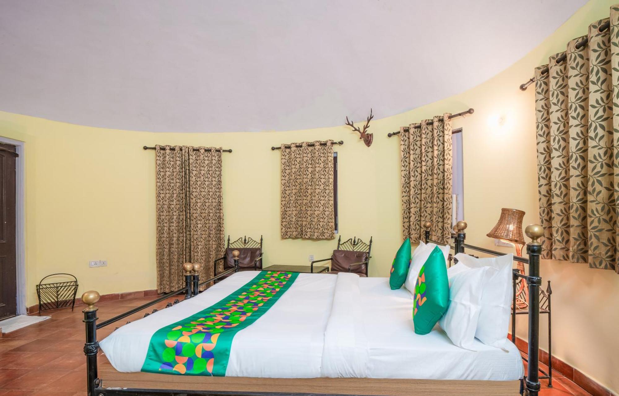 Treebo Premium Mowgli'S Den, Pench Hotel Khawāsa Exterior foto